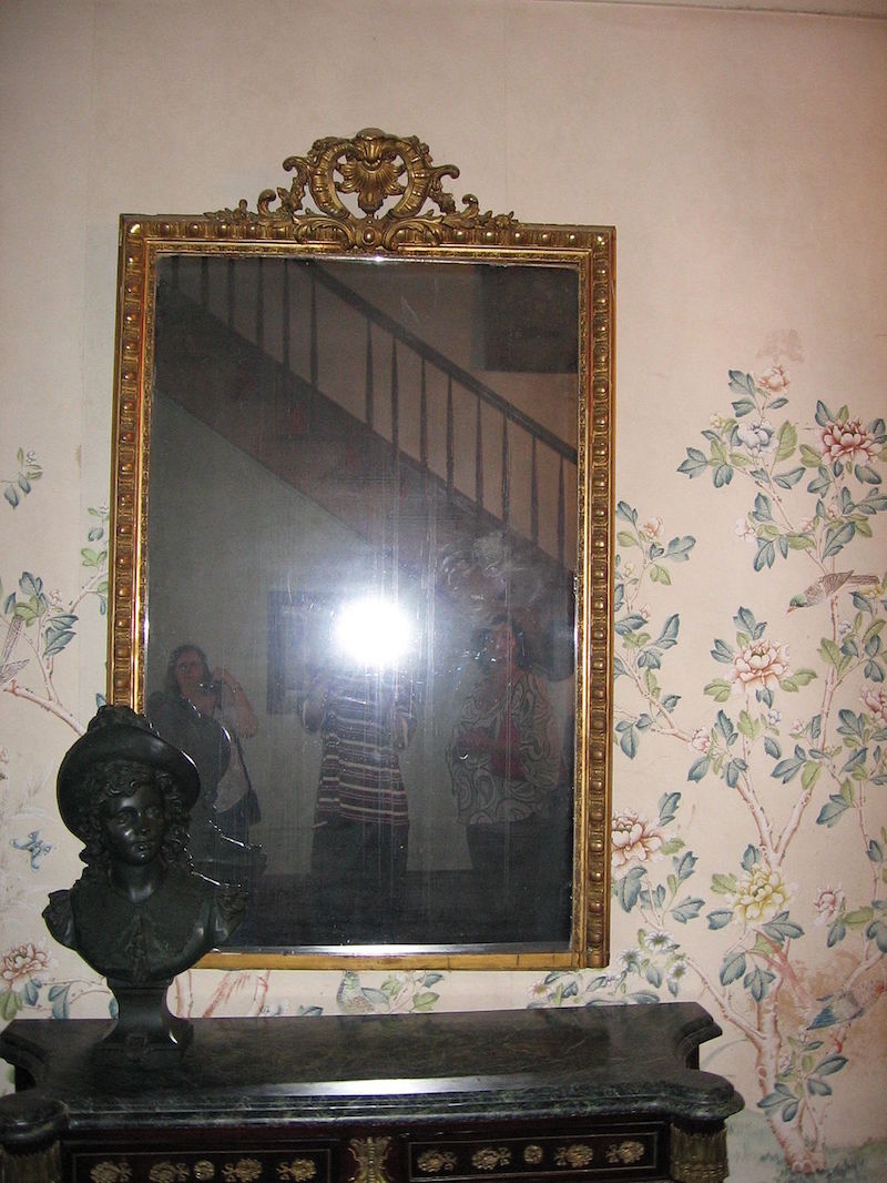 A mirror at The Myrtles Plantation