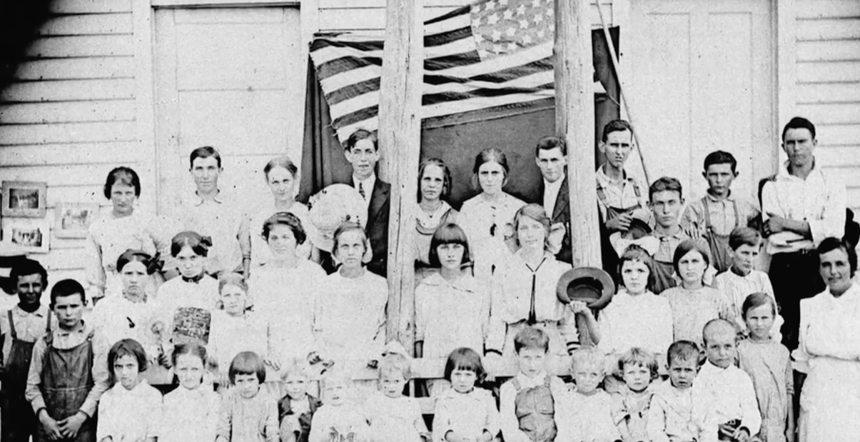 Black and white photo of children at the hospital