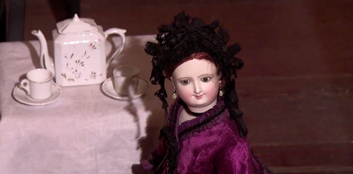 Doll in Whaley House